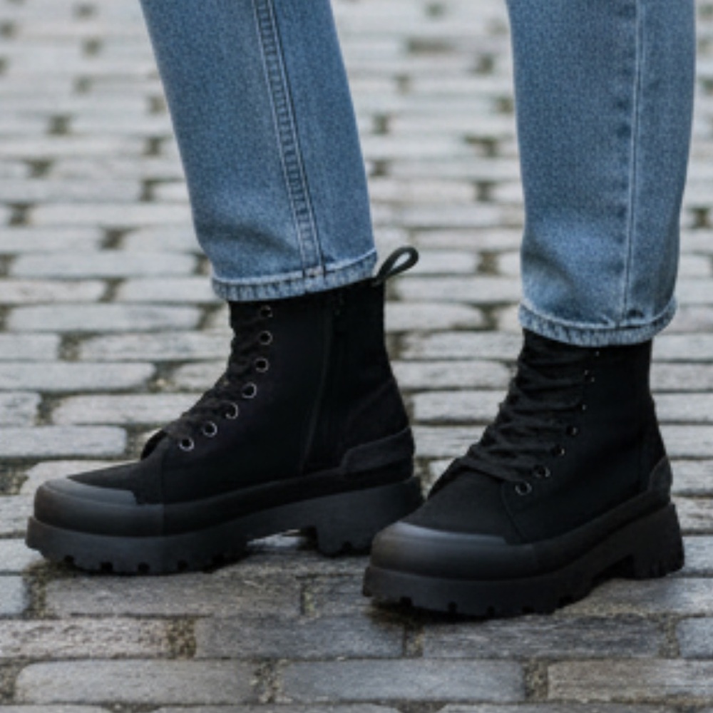 Women’s Black Combat Lace-Up Boots•12 - Picture 2 of 9